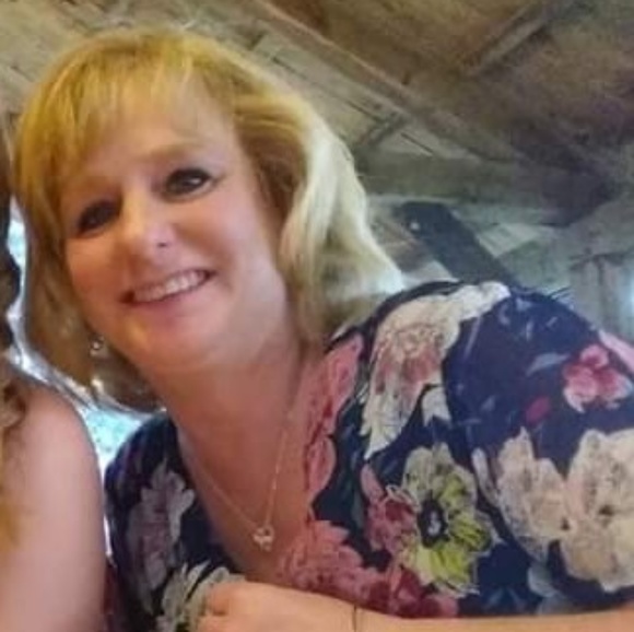 Meet your Posher, Renee - Picture 1 of 1